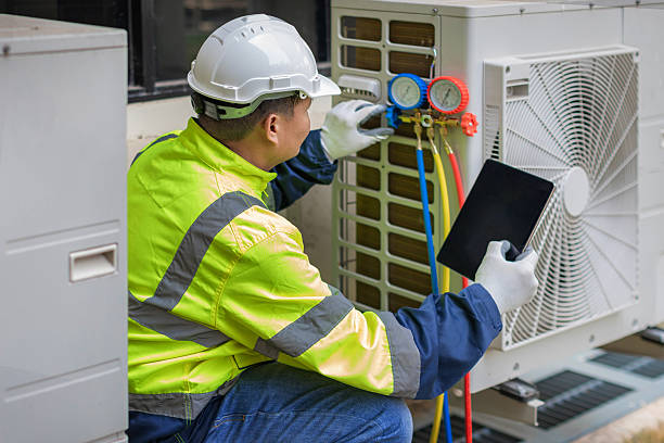 Professional Hvac technician working in Brashear, TX